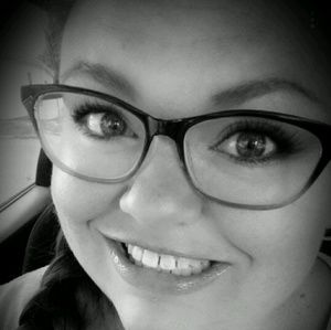 Meet your Posher, Jolene